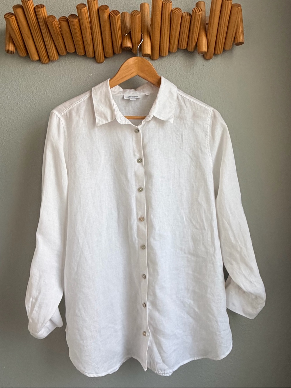 Chico's White 100% Linen Roll Tab Sleeve Button Down Shirt Size 2 US 12